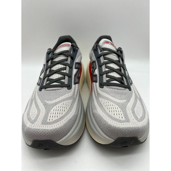 New Balance Fresh Foam More V6 Grey MMORLC6 Men 11.5D New.